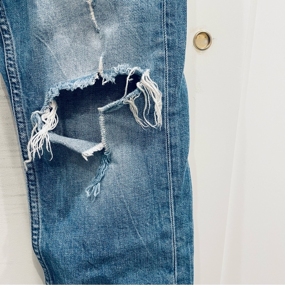 Distressed Jeans